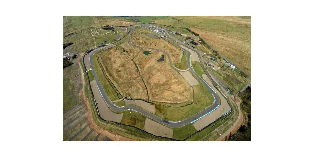 BRITISH SUPERBIKES ROUND 5, KNOCKHILL - 30th June